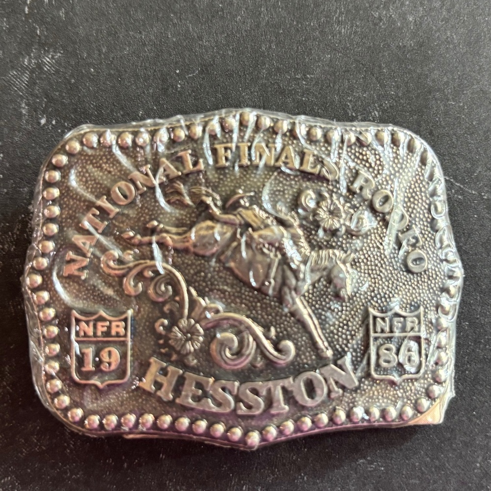 Hesston 1986 Bronze Youth National Finals Rodeo Commemorative Series Belt Buckle